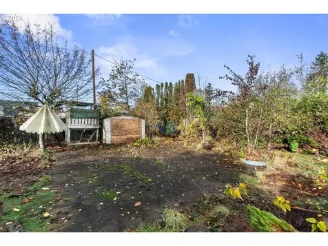 7603 SE Flavel Street Portland OR 97206