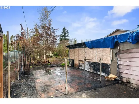 7603 SE Flavel Street Portland OR 97206