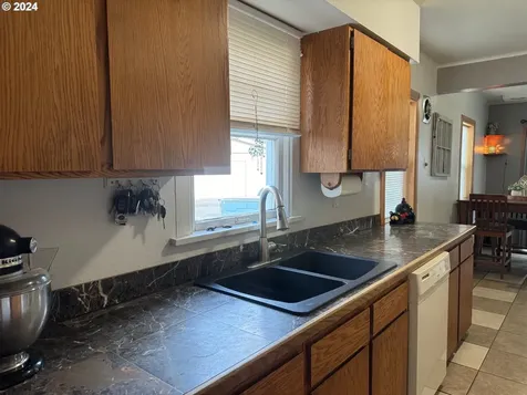 114 W Burgen Street Goldendale WA 98620