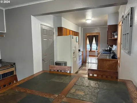114 W Burgen Street Goldendale WA 98620
