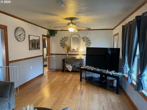 114 W Burgen Street Goldendale WA 98620