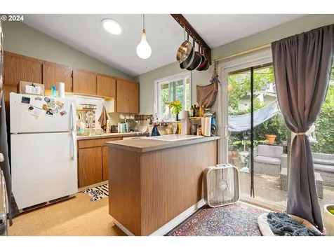 2615 SE 15th Avenue Portland OR 97202
