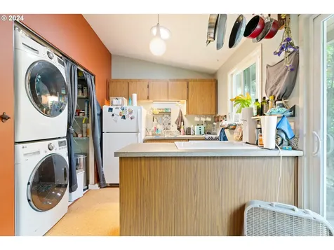 2615 SE 15th Avenue Portland OR 97202
