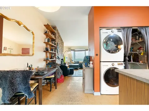 2615 SE 15th Avenue Portland OR 97202