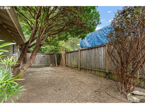 2615 SE 15th Avenue Portland OR 97202