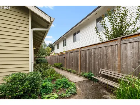 2615 SE 15th Avenue Portland OR 97202