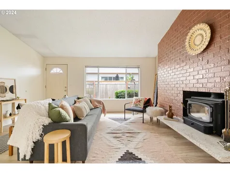 2615 SE 15th Avenue Portland OR 97202