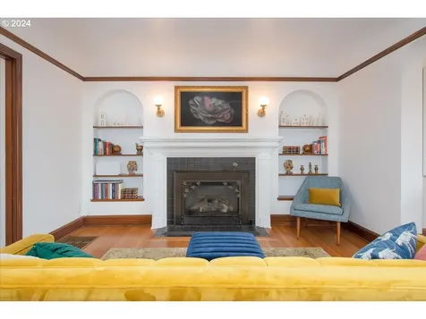 1008 Ne 33rd Avenue Portland OR 97232
