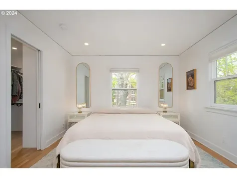 1008 Ne 33rd Avenue Portland OR 97232