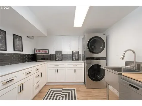 1008 Ne 33rd Avenue Portland OR 97232