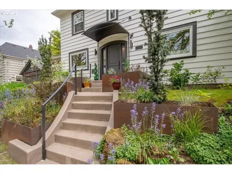 1008 Ne 33rd Avenue Portland OR 97232