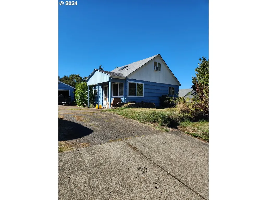 151 NW Ebberts Avenue Hillsboro OR 97124