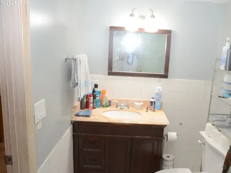 151 NW Ebberts Avenue Hillsboro OR 97124