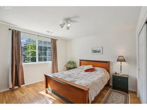 7130 SW Uphill Place Beaverton OR 97007