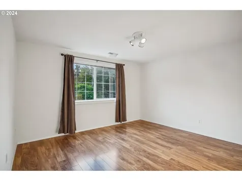 7130 SW Uphill Place Beaverton OR 97007