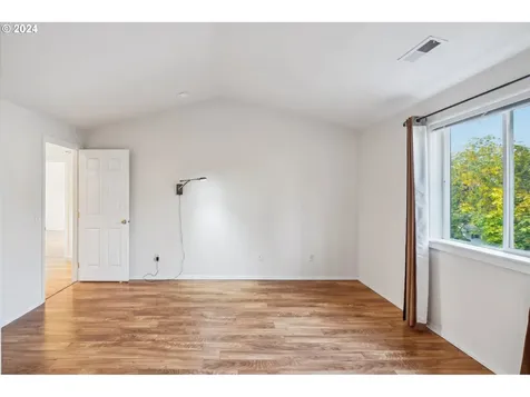 7130 SW Uphill Place Beaverton OR 97007