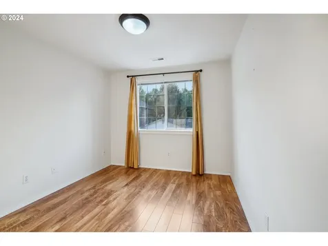 7130 SW Uphill Place Beaverton OR 97007