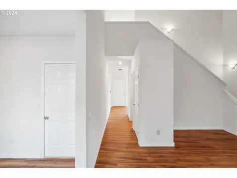 7130 SW Uphill Place Beaverton OR 97007