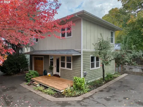 1221 Eugene Street Hood River OR 97031