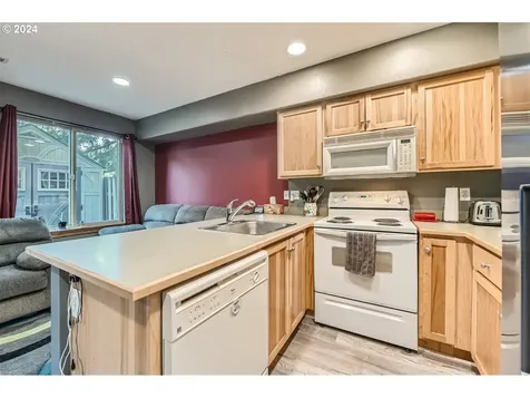 14727 Ne Flanders Street Portland OR 97230