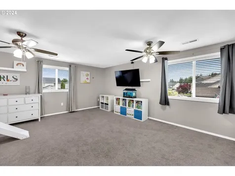8823 Ne 163rd Avenue Vancouver WA 98682