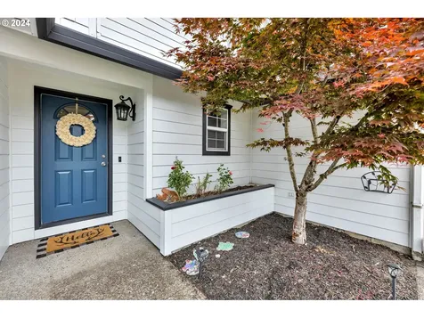8823 Ne 163rd Avenue Vancouver WA 98682