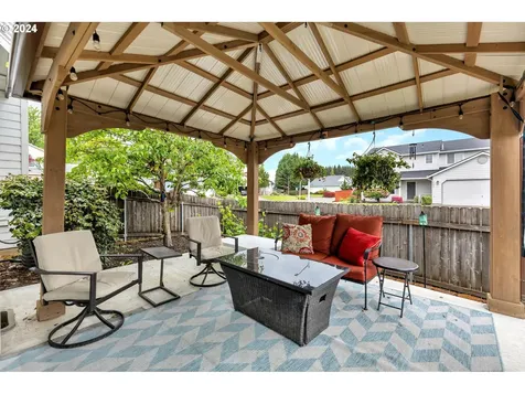 8823 Ne 163rd Avenue Vancouver WA 98682