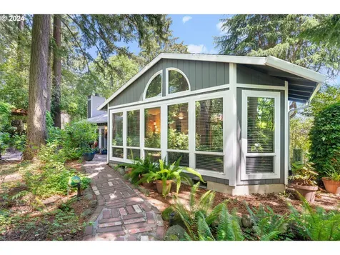 13360 Sw Aquaduct Court Beaverton OR 97008