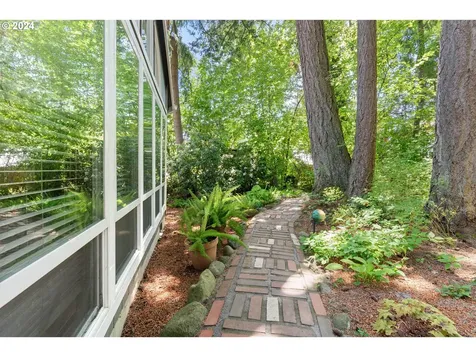13360 Sw Aquaduct Court Beaverton OR 97008