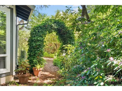 13360 Sw Aquaduct Court Beaverton OR 97008