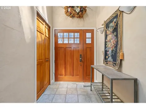 13360 Sw Aquaduct Court Beaverton OR 97008