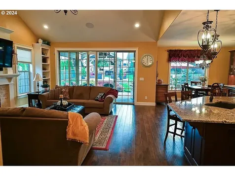 3312 NE Nehalem Avenue Albany OR 97321