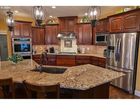 3312 NE Nehalem Avenue Albany OR 97321
