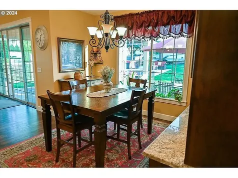 3312 NE Nehalem Avenue Albany OR 97321