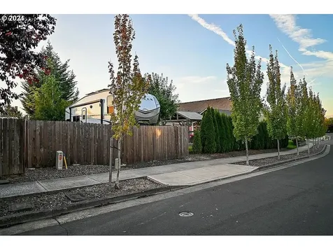 3312 NE Nehalem Avenue Albany OR 97321