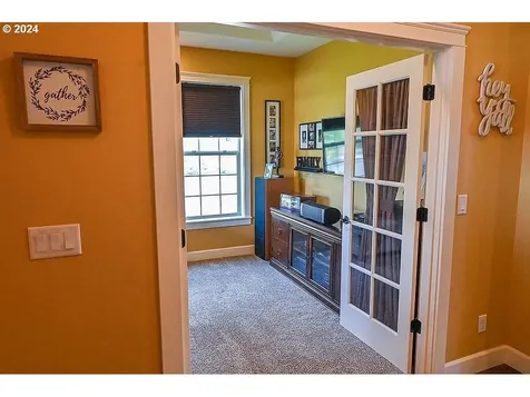 3312 NE Nehalem Avenue Albany OR 97321