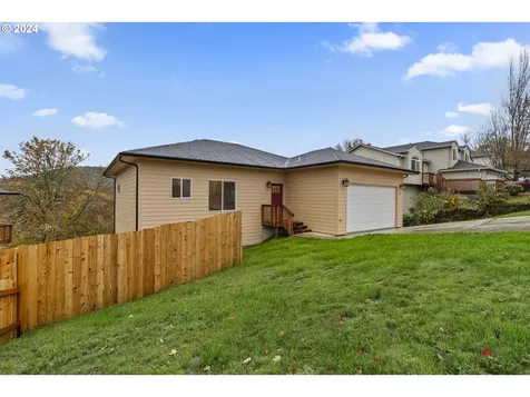 145 SE Lebleu Lane Winston OR 97496