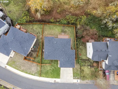 145 SE Lebleu Lane Winston OR 97496