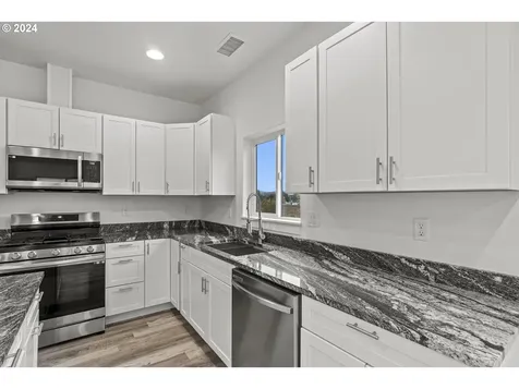 145 SE Lebleu Lane Winston OR 97496