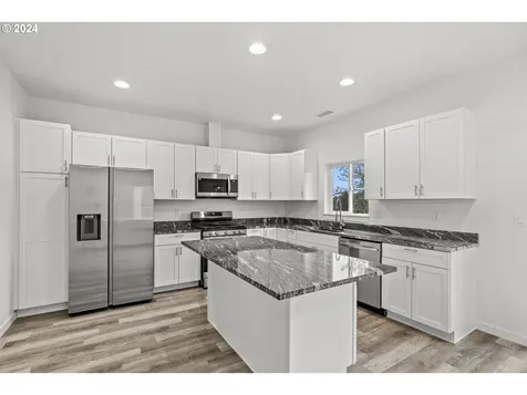 145 SE Lebleu Lane Winston OR 97496