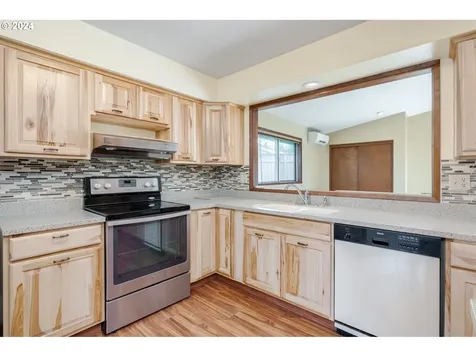 2624 Northlake Avenue Longview WA 98632