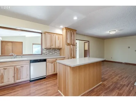 2624 Northlake Avenue Longview WA 98632