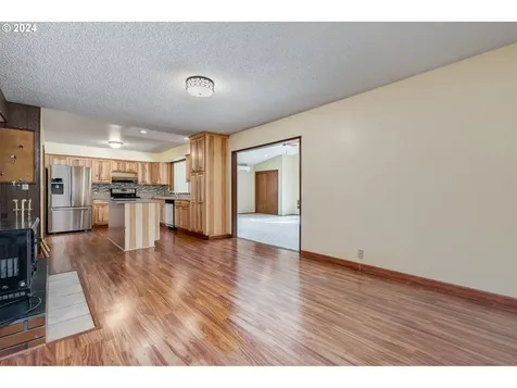 2624 Northlake Avenue Longview WA 98632