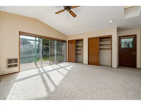 2624 Northlake Avenue Longview WA 98632