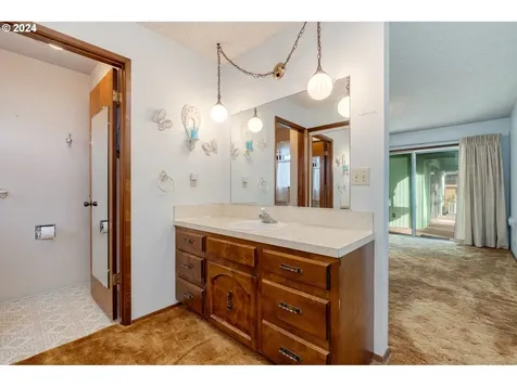 2624 Northlake Avenue Longview WA 98632