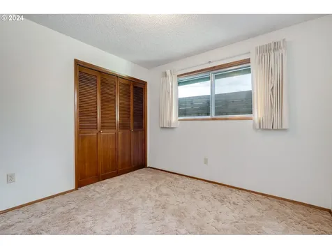 2624 Northlake Avenue Longview WA 98632