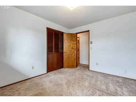2624 Northlake Avenue Longview WA 98632