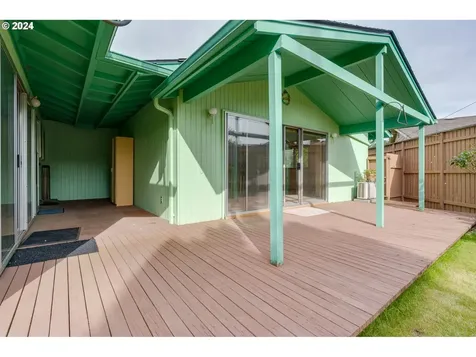 2624 Northlake Avenue Longview WA 98632