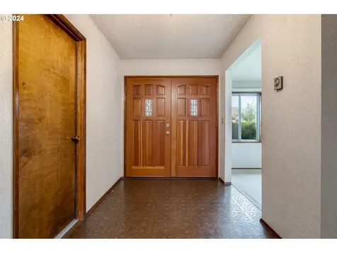 2624 Northlake Avenue Longview WA 98632