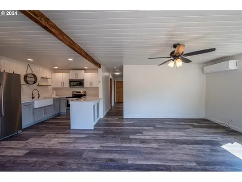1534 Harris Street Myrtle Point OR 97458